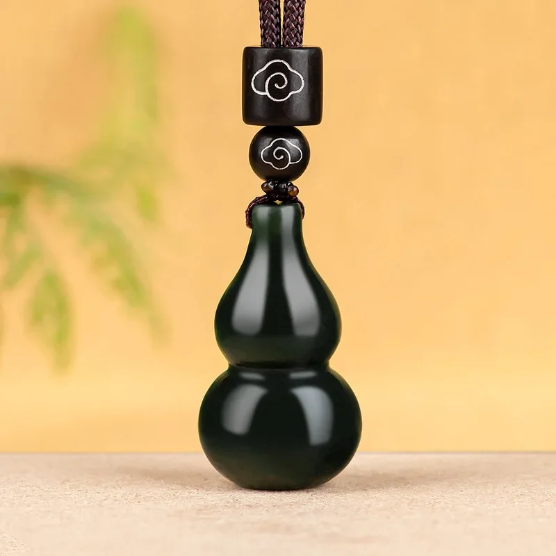 Liontin Giok Hitam Hotan Tua A - Ethnic Modern Fashion ulasan dan harga